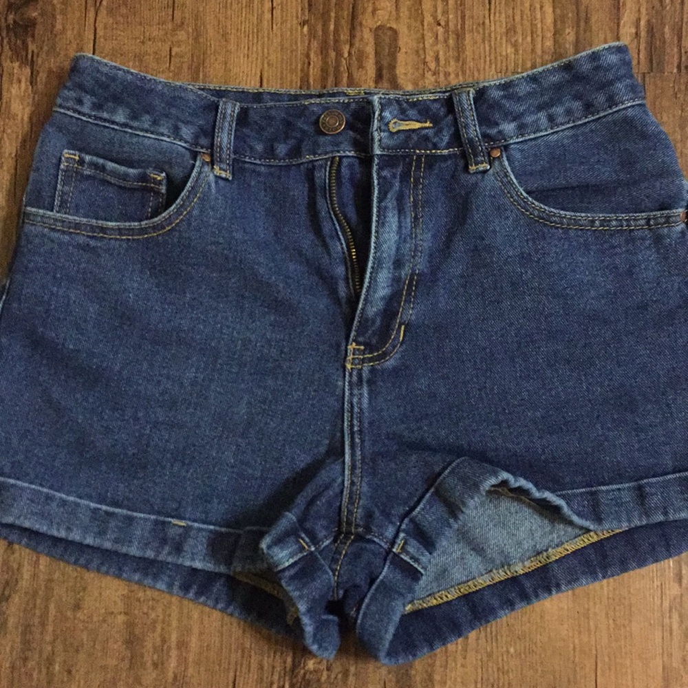 Pacsun brand Mom high waisted shorts
